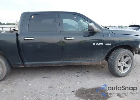 2010 Dodge Ram 1500 Slt/Sport/Trx z USA, uszkodzony, nr VIN 1D7RB1CT5AS132597